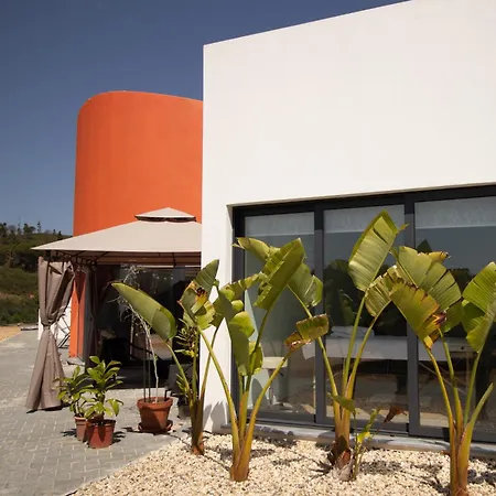 مزرعة للإقامة A.ti.tudo Nature بورتيماو